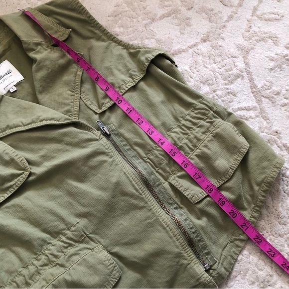 Madewell Women’s Safari Asymmetric Zip Cargo Vest, Olive Green Size Medium - Picture 10 of 12